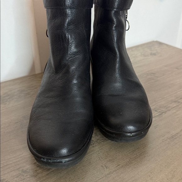 Fly London | Black Leather Ankle Boots - 38/7.5 - Picture 4 of 6
